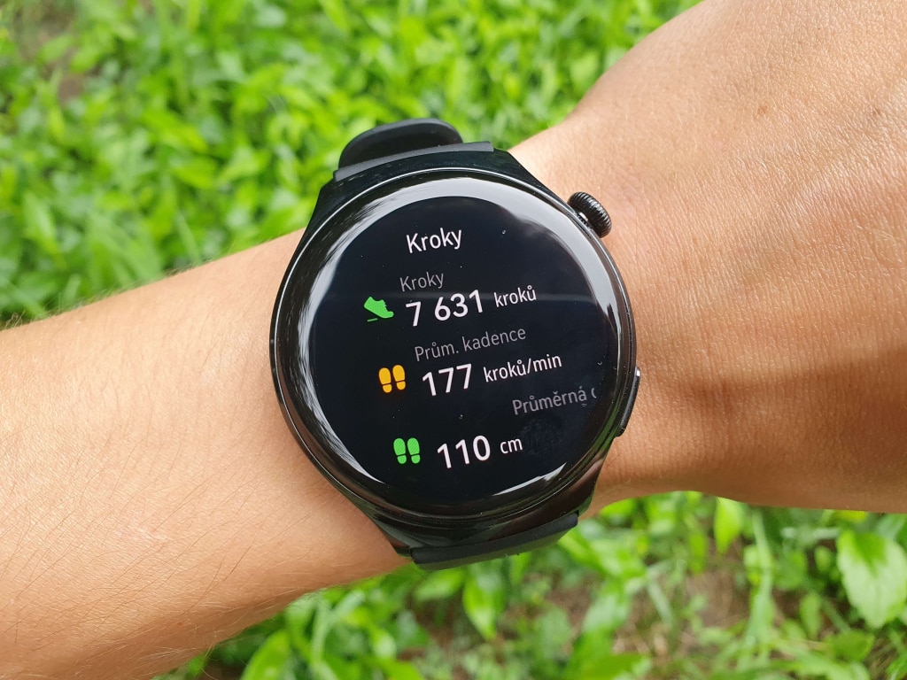 Średnia długość kroku i kadencja to zaawansowane wskaźniki sportowe