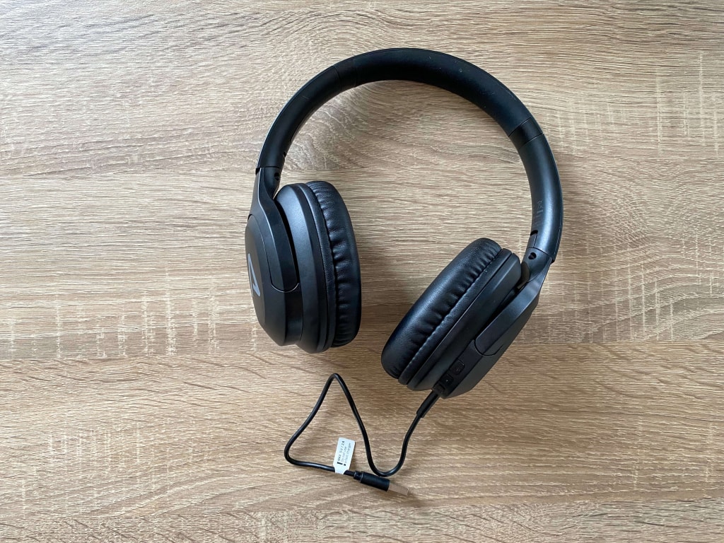 Podłączenie kabla zasilającego