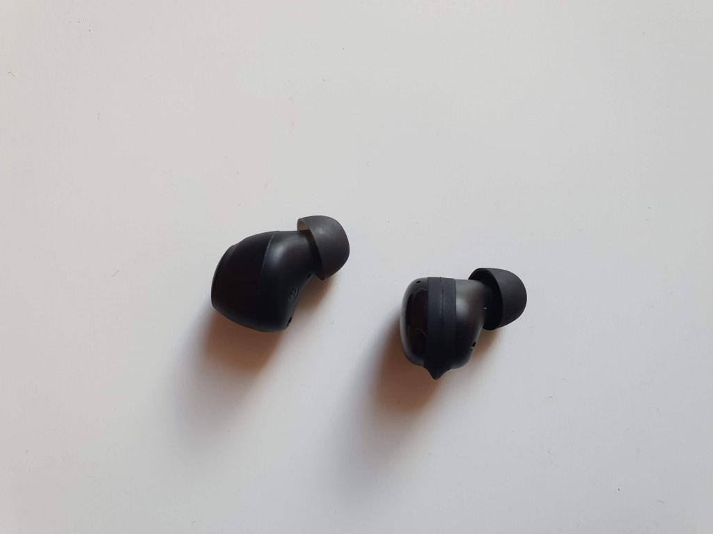 Różnica w słuchawkach jest zauważalna na pierwszy rzut oka