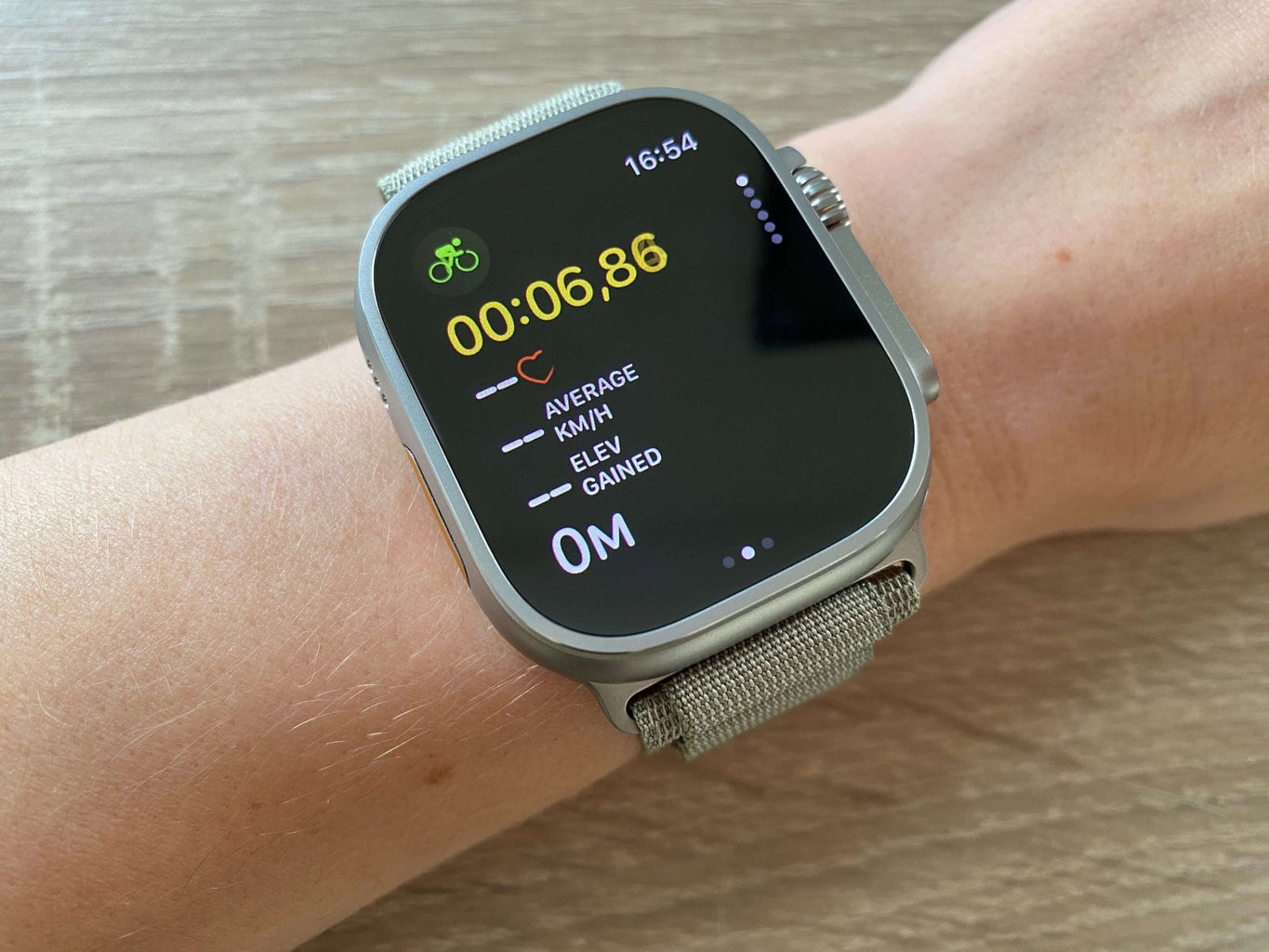 Monitorowanie jazdy na rowerze można uruchomić na zegarku