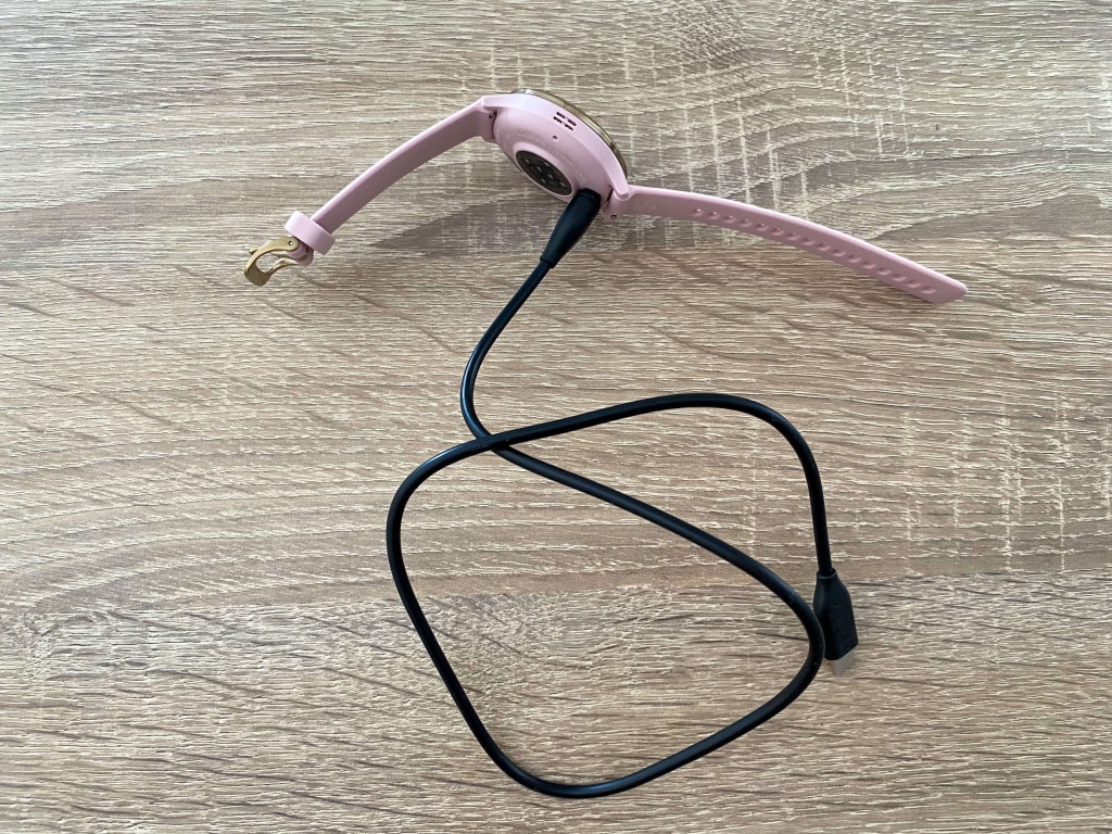 Umiejscowienie kabla zasilającego