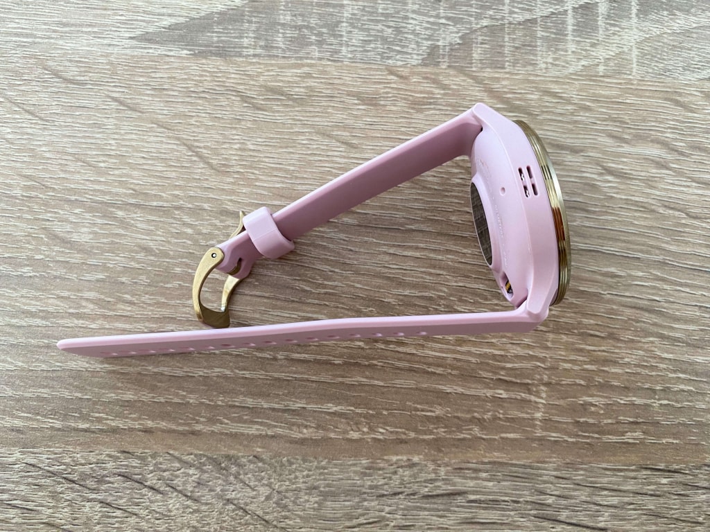 Pasek można łatwo odpiąć