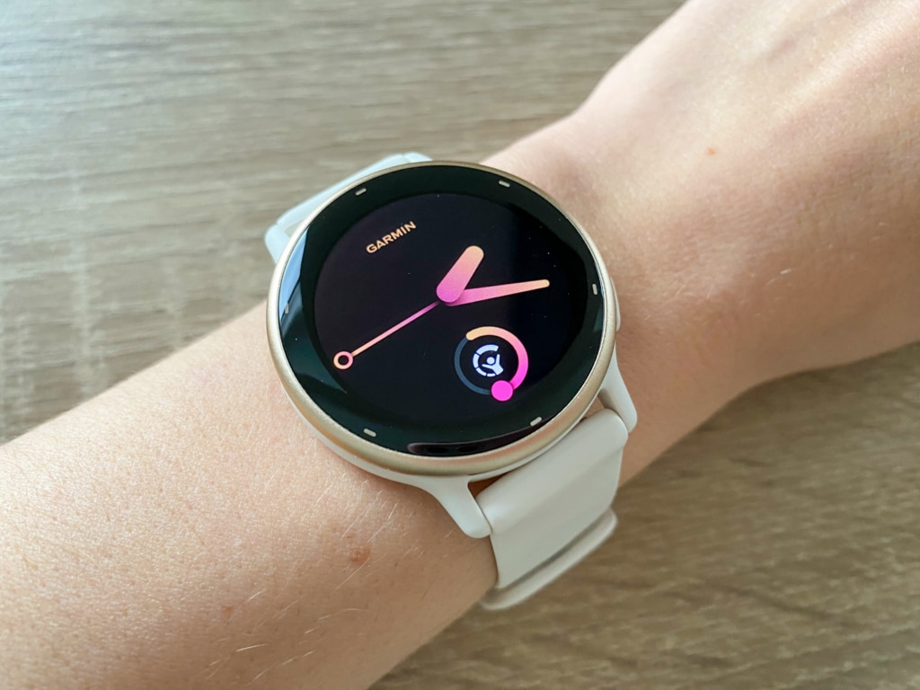 Ładnie układa się na nadgarstku