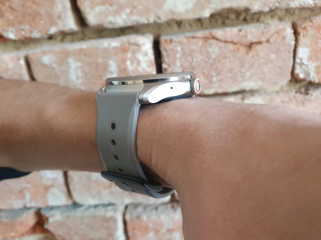 Noszenie jest wygodne pomimo ciasnego dopasowania