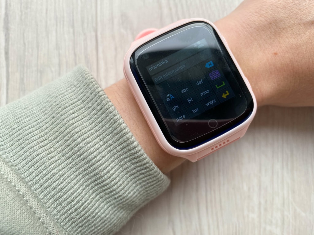 Wpisywanie wiadomości jest dość uciążliwe