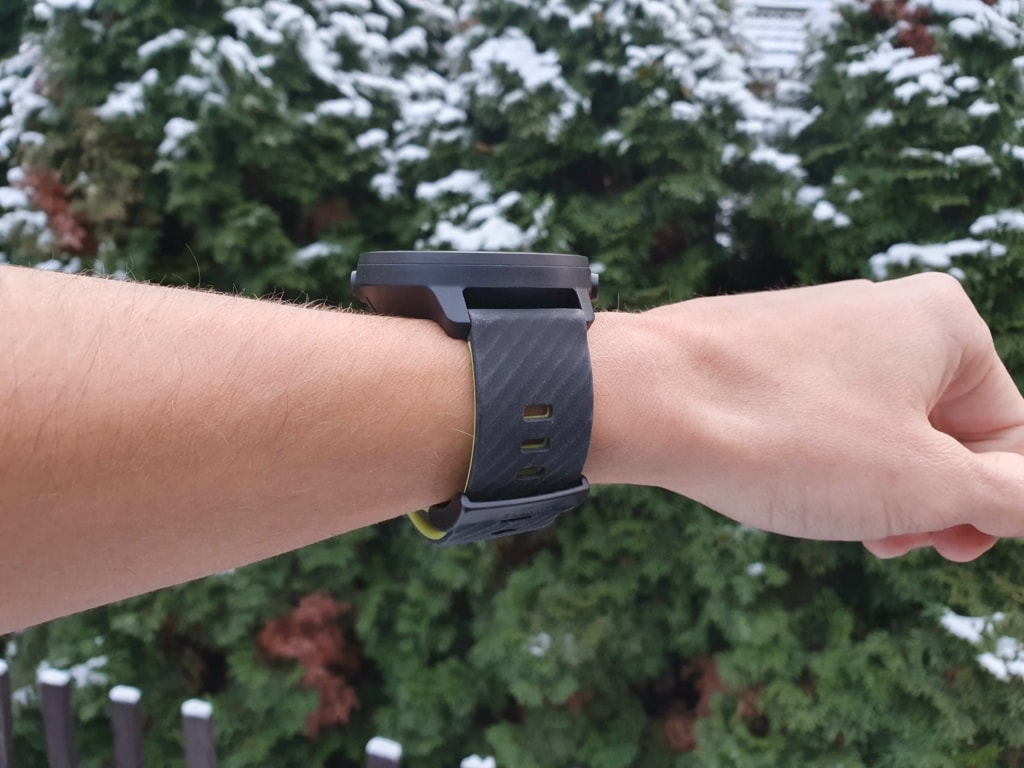 Noszenie zegarka jest również wygodne na szczupłym nadgarstku