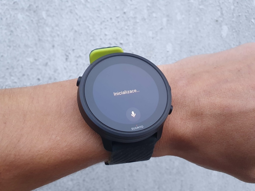 Dyktowanie odpowiedzi działa dobrze