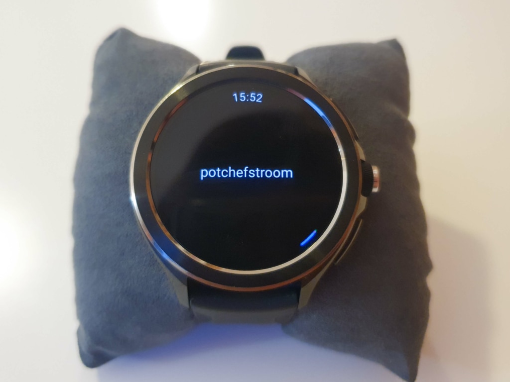 Niestety, Asystent nie rozumie poleceń w języku angielskim