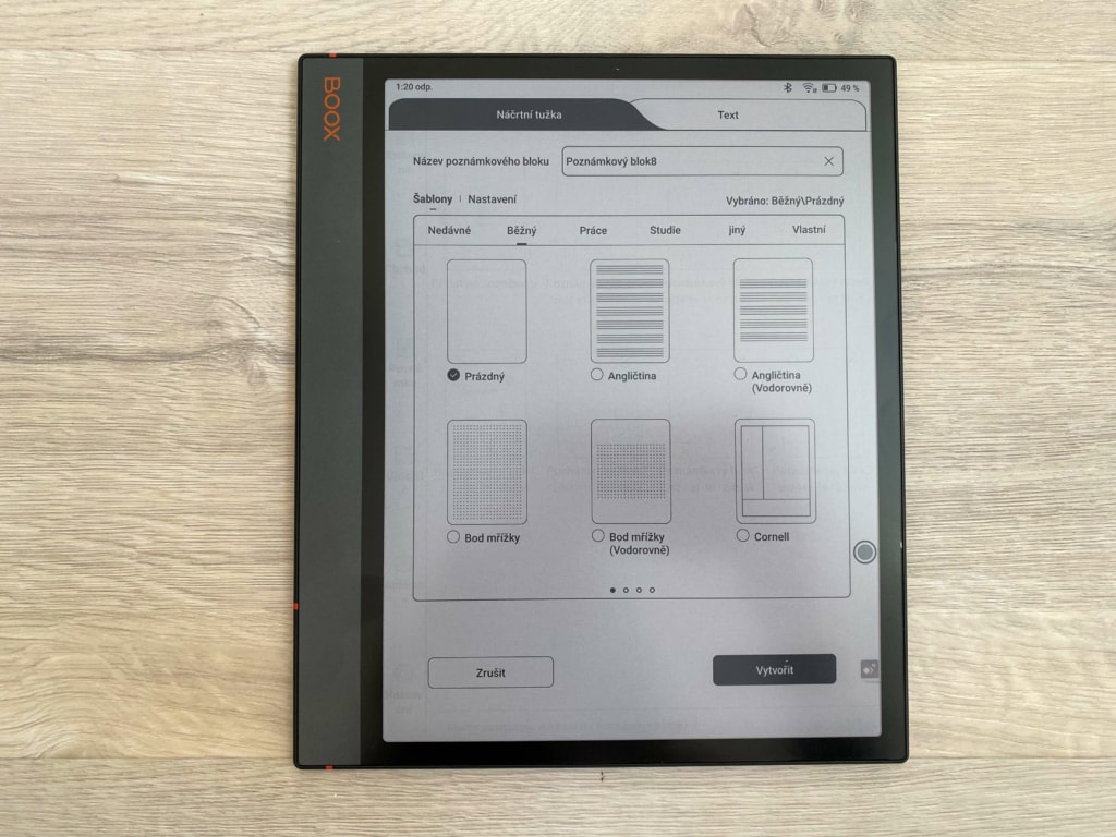 Dostępnych jest wiele szablonów