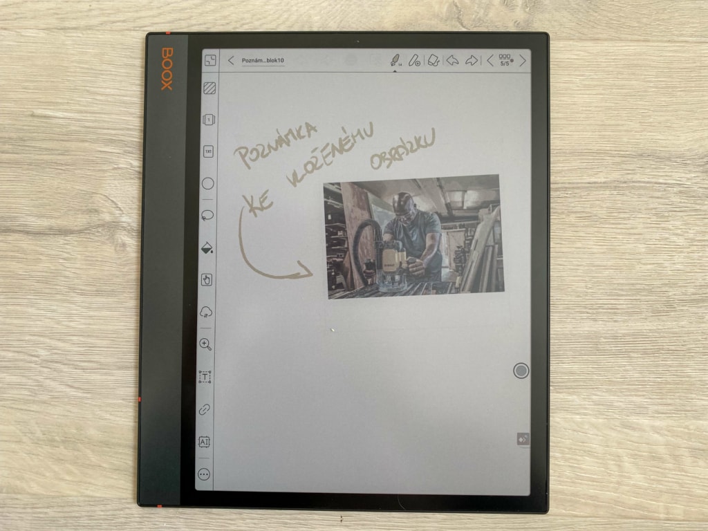 Do notatek można dodawać obrazy