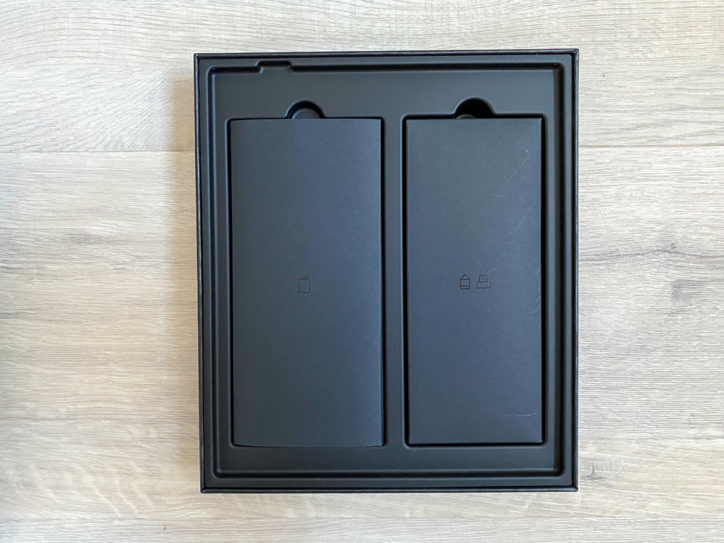 W zestawie znajdują się dwa oddzielne pudełka