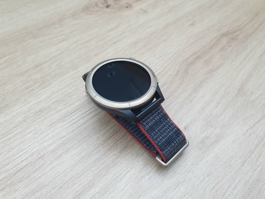 Ogólnie rzecz biorąc, zegarek wygląda sportowo