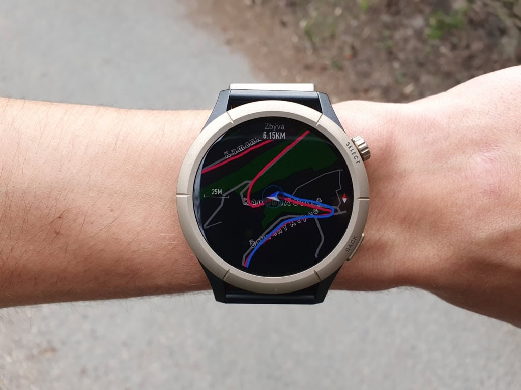 Zegarki Amazfit Cheetah Pro w podobnym przedziale cenowym oferują mapy topograficzne
