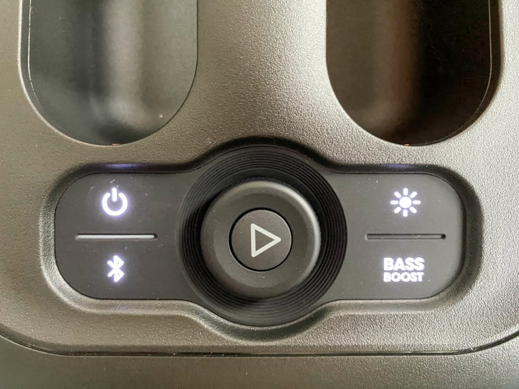 Przyciski są łatwe do naciśnięcia