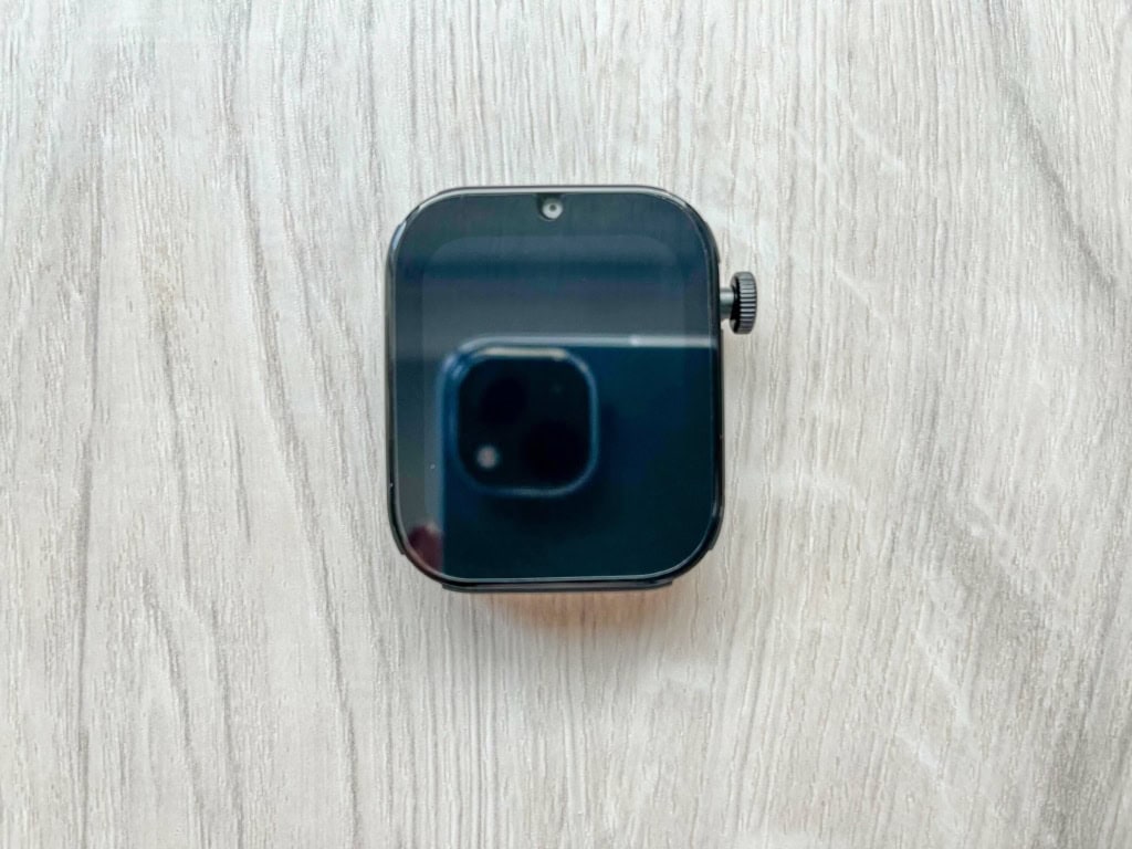 Najpierw trzeba zdjąć ramkę