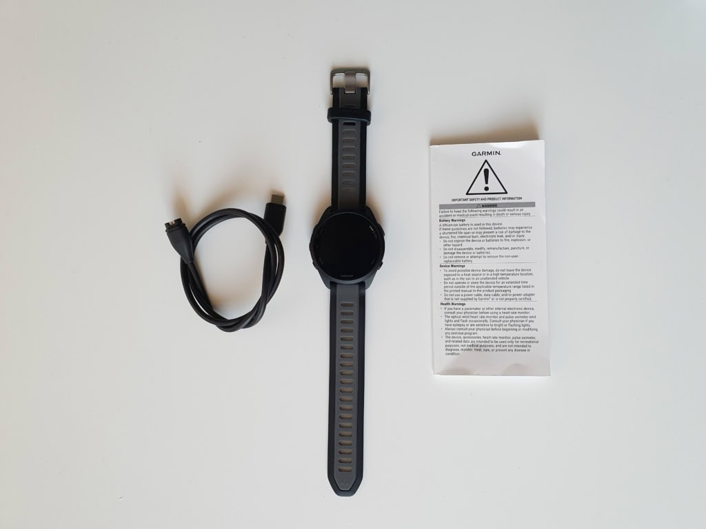 Zawartość opakowania jest minimalistyczna