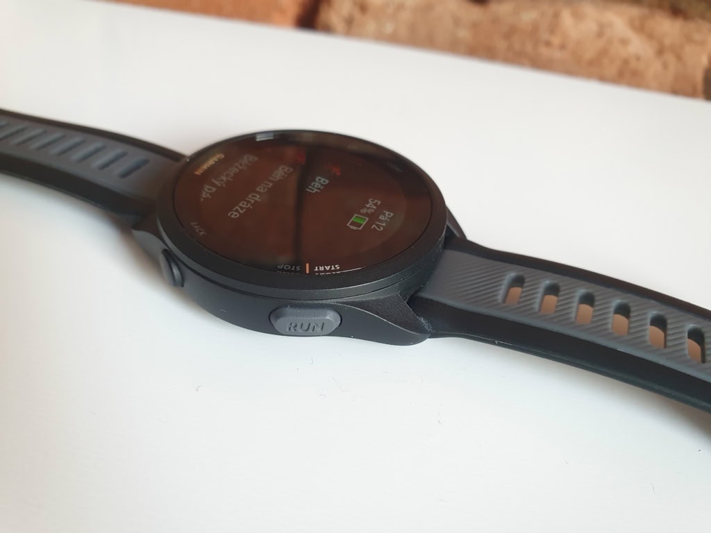 Nacisk na bieganie jest wyraźny na pierwszy rzut oka