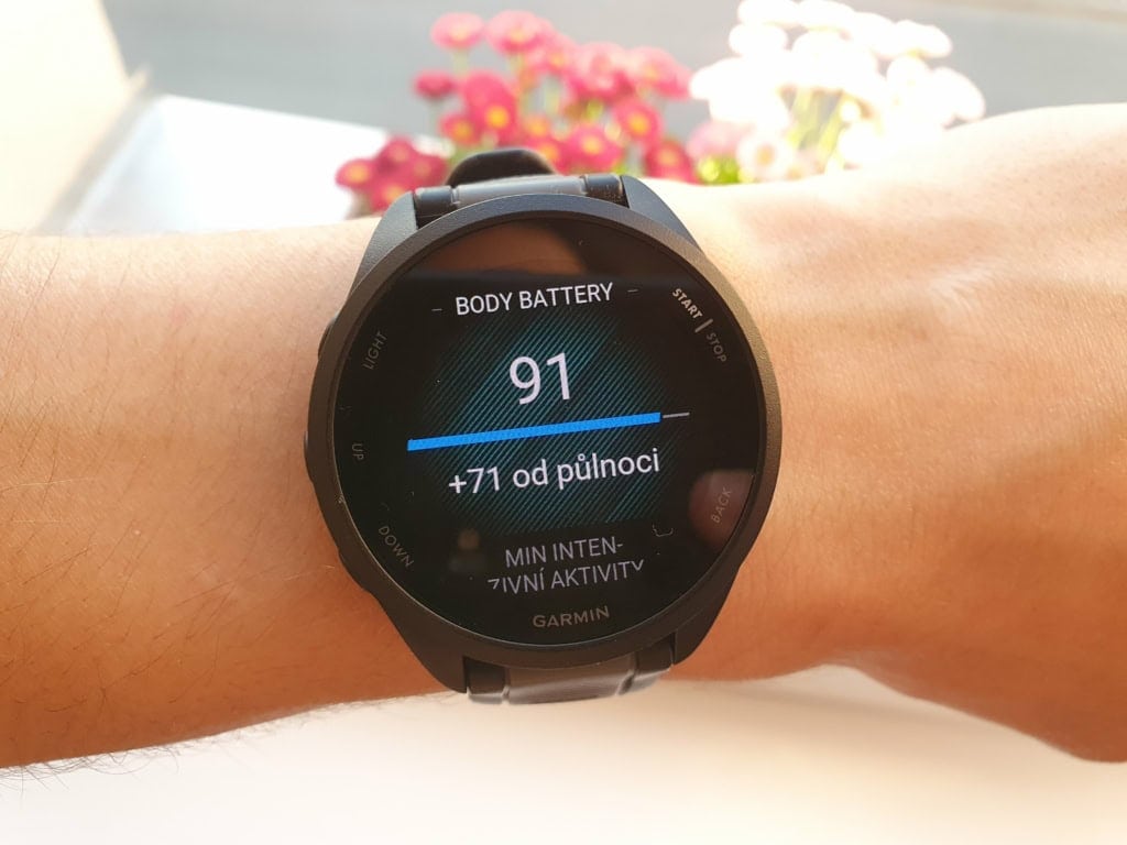 Wartość Body Battery jest najwyższa po śnie