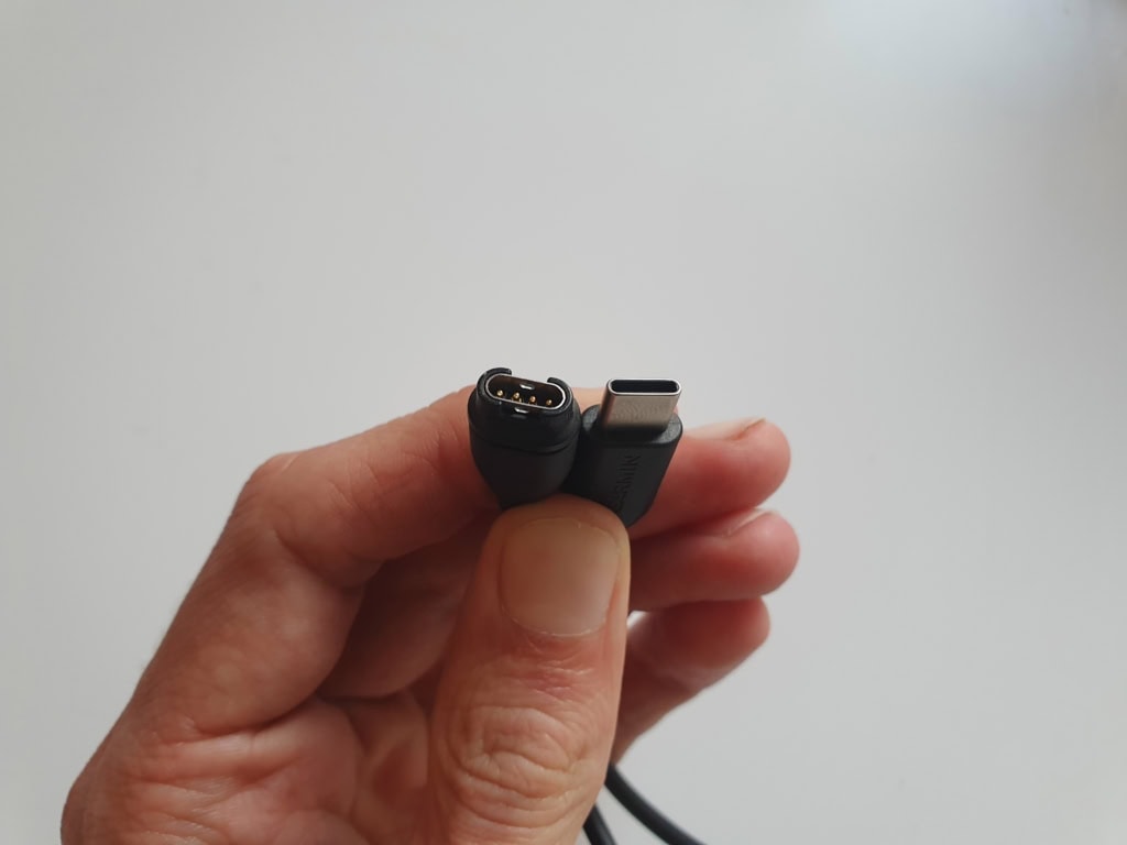 Garmin jest wierny zastrzeżonemu złączu