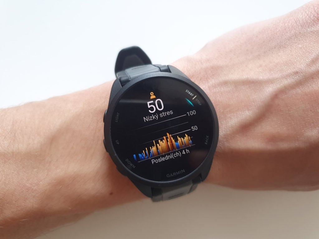 Zegarek określa obciążenie stresem