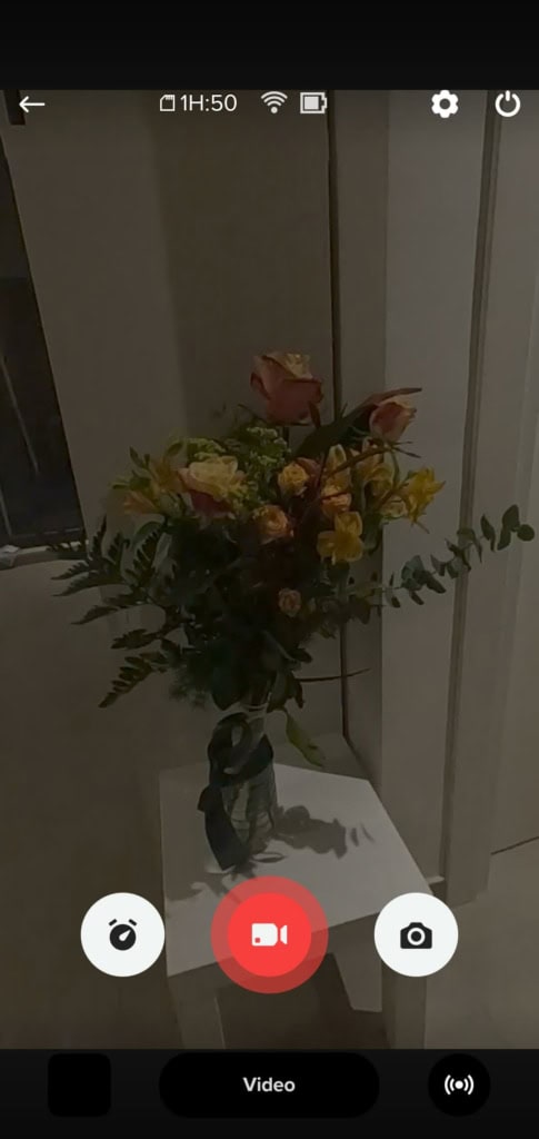 Dostępne jest również nagrywanie wideo na żywo