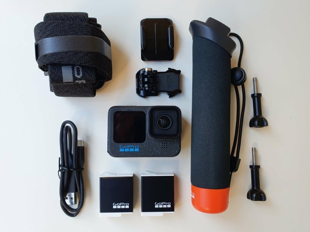 Zestaw akcesoriów zawiera dodatkowe akcesoria