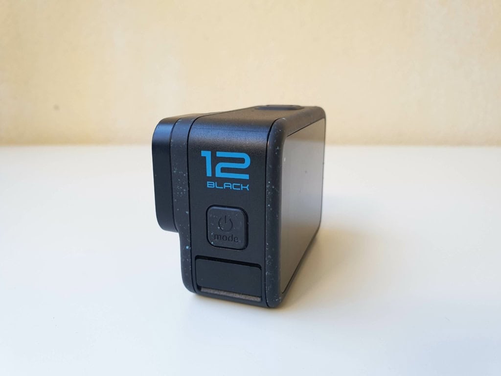 Kamera jest solidna, trwała i wysokiej jakości