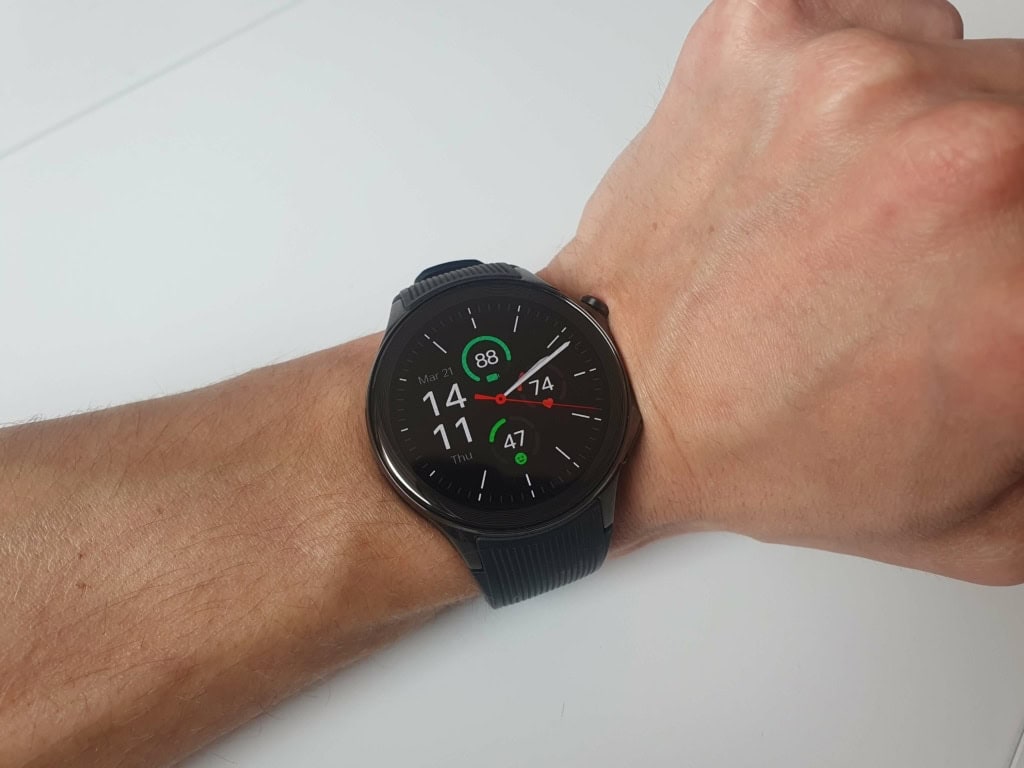 Kształt zegarka oceniam pozytywnie