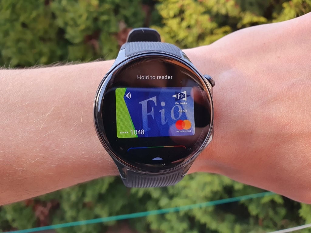 Zegarek obsługuje płatności NFC