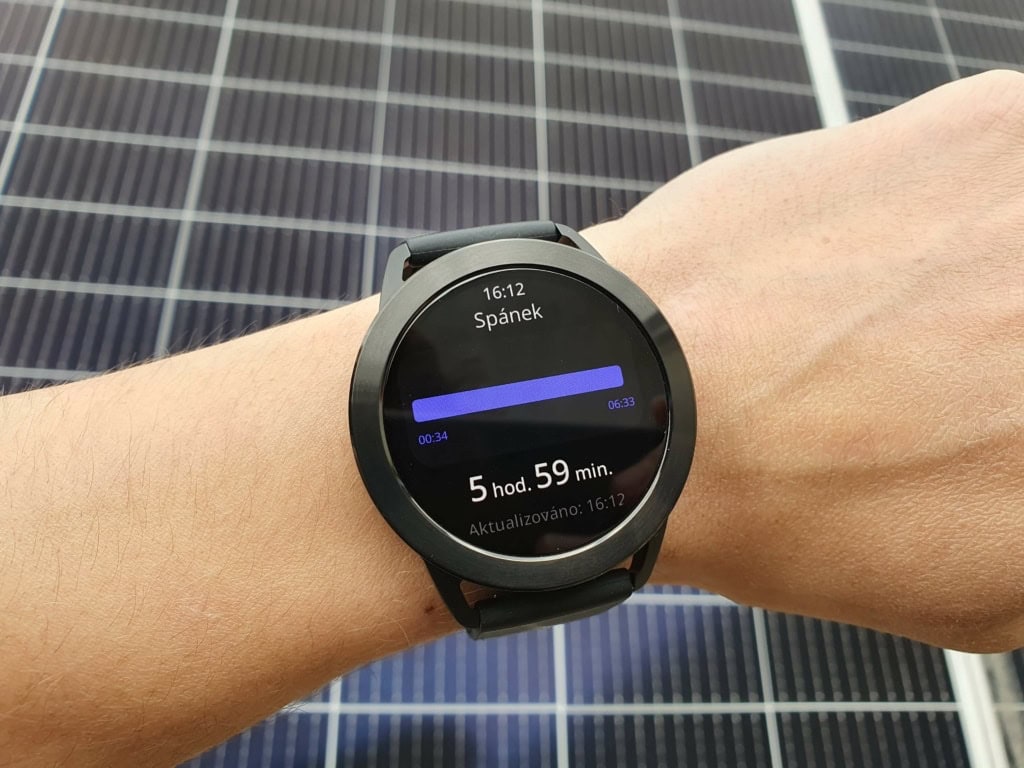 Zegarek dość dokładnie szacuje czas snu