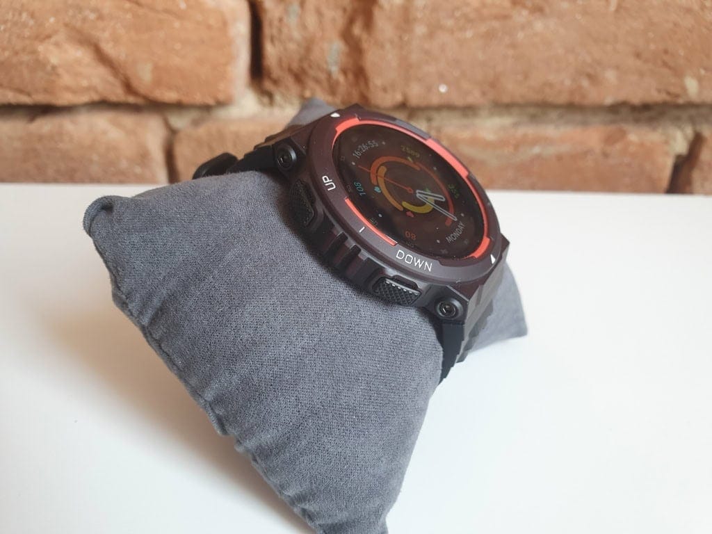 Zegarek jest wytrzymały