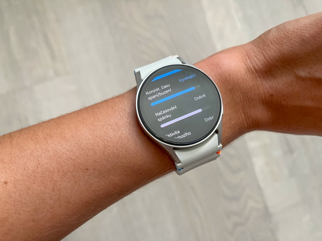 Szczegóły można wyświetlić w aplikacji