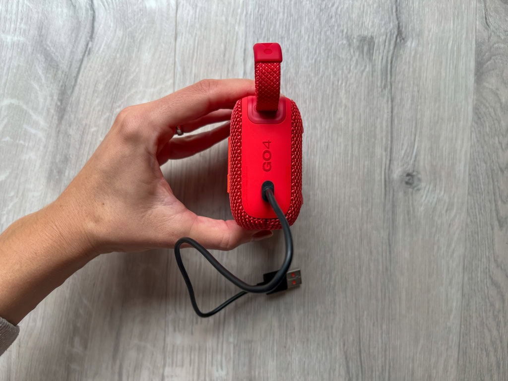 Lokalizacja kabla zasilającego