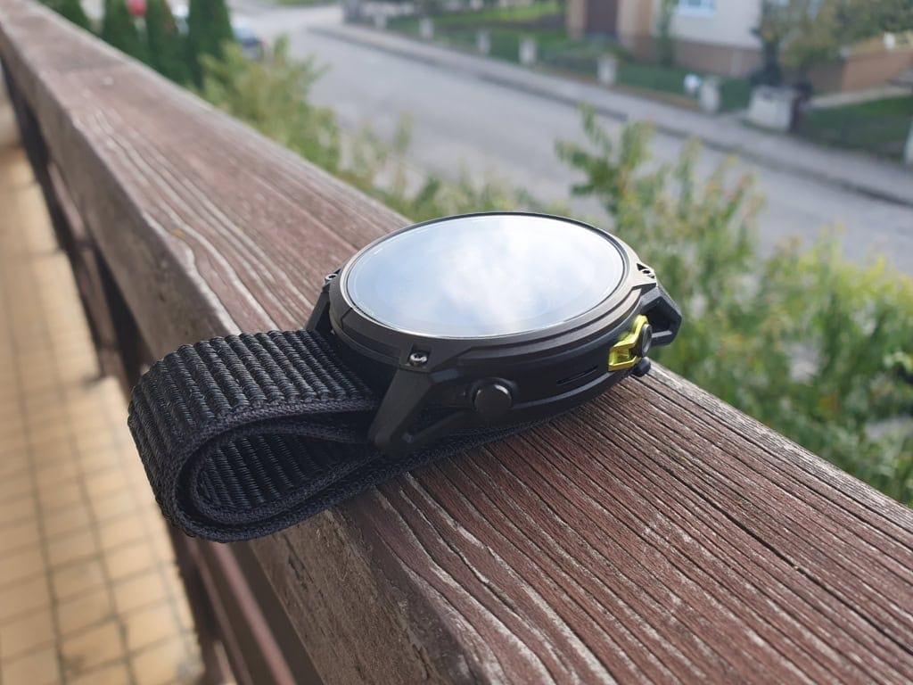 Etui jest dostępne w jednym rozmiarze