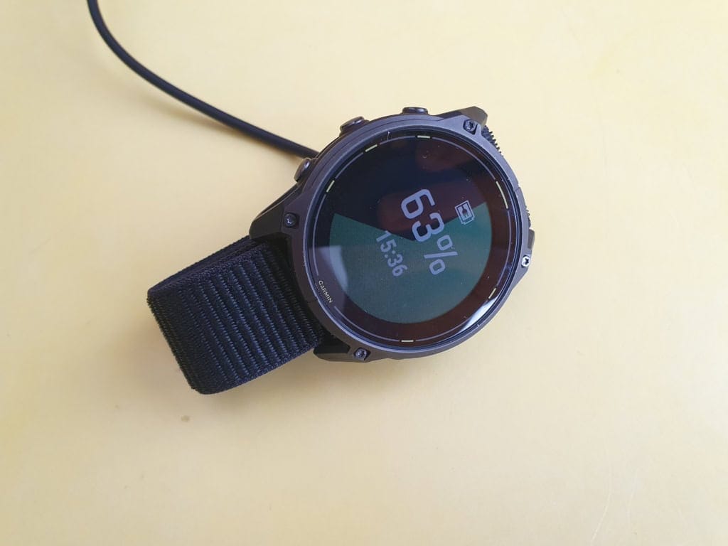 Ładowanie trwa około jednej godziny