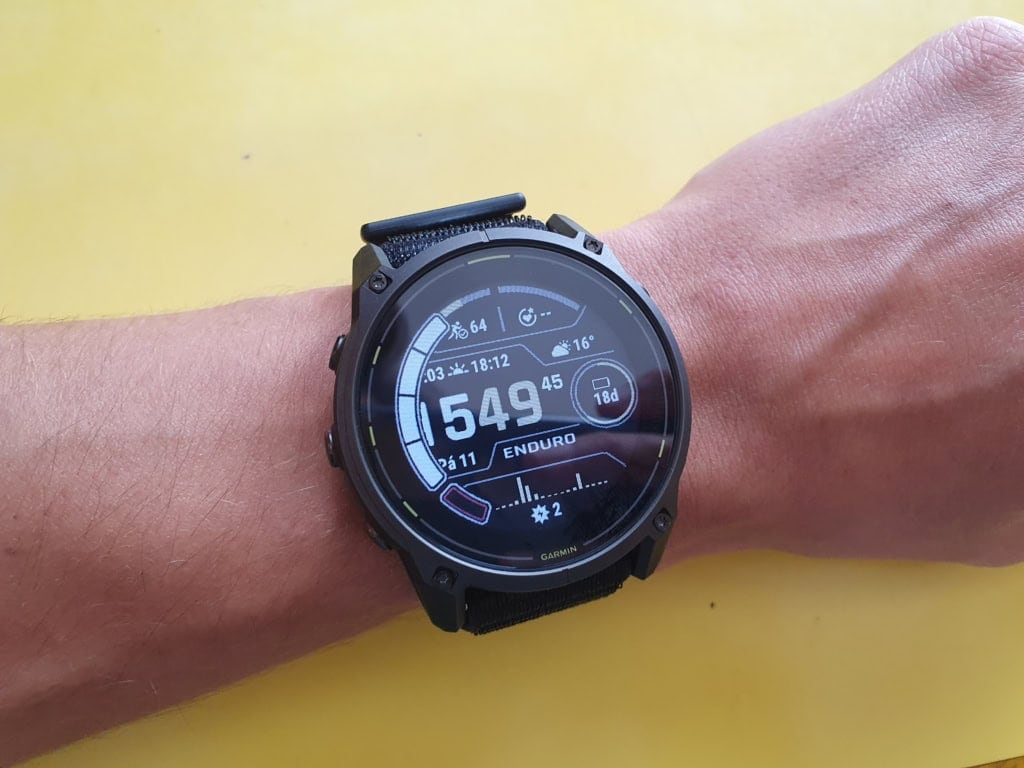 Można dostosować poziom oświetlenia