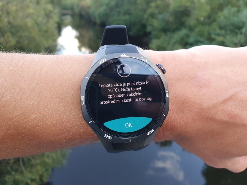 Termometr jest przeznaczony do pomiaru temperatury skóry na nadgarstku