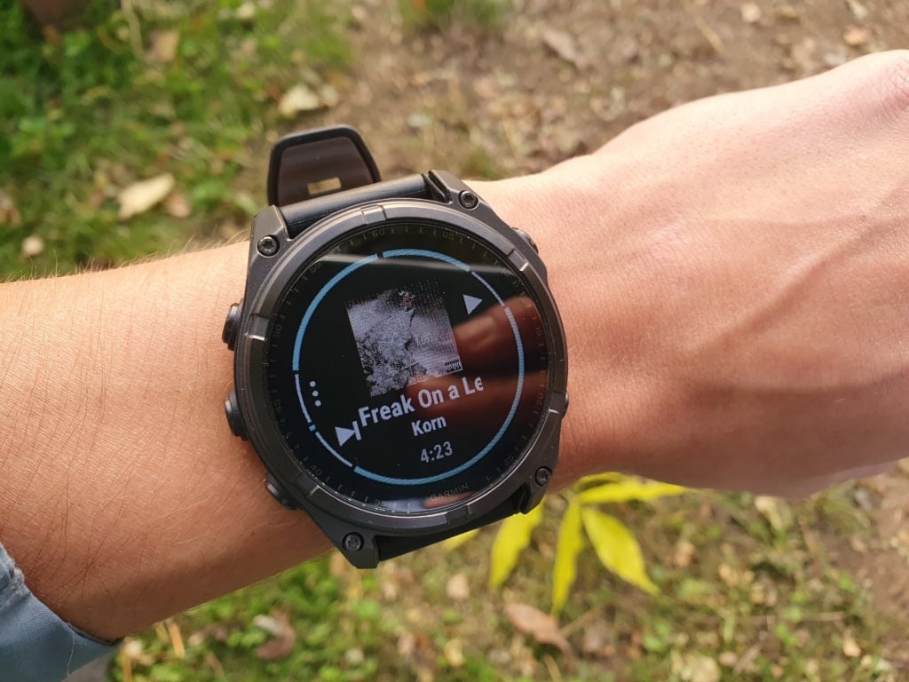 Sterowanie muzyką za pomocą własnej pamięci masowej