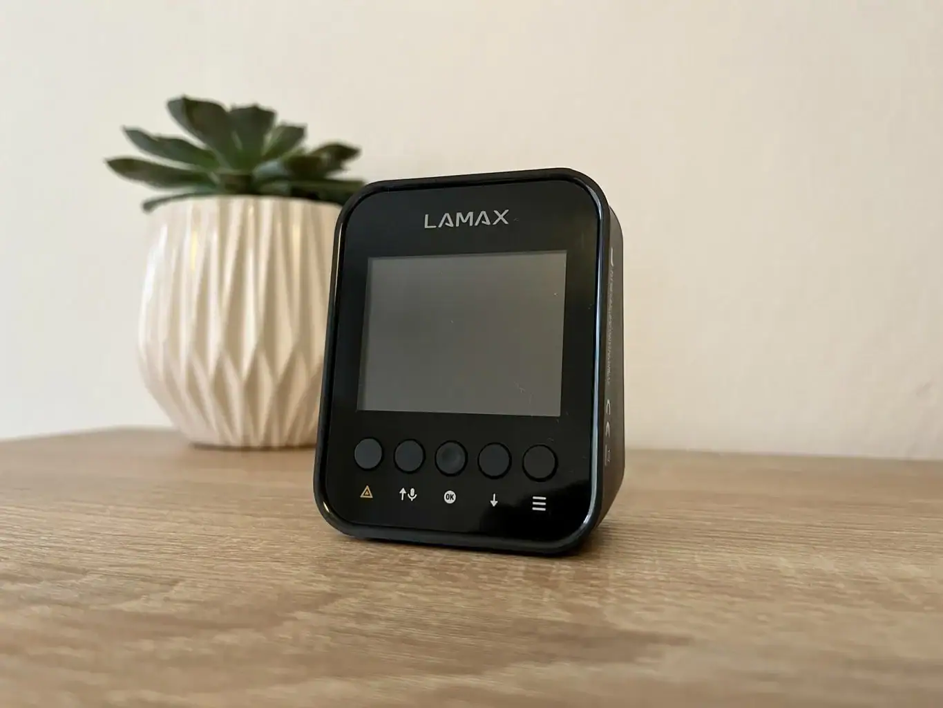 Recenzja: kamera samochodowa Lamax F10 GPS