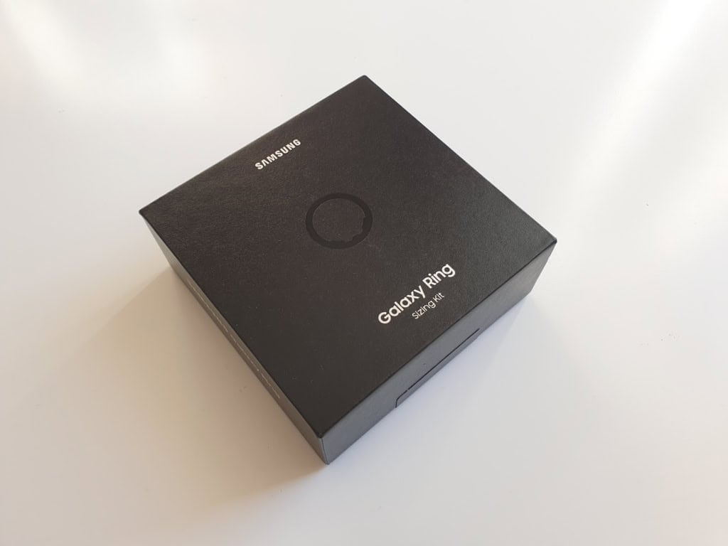 Pudełko takie samo jak przy pierścieniu