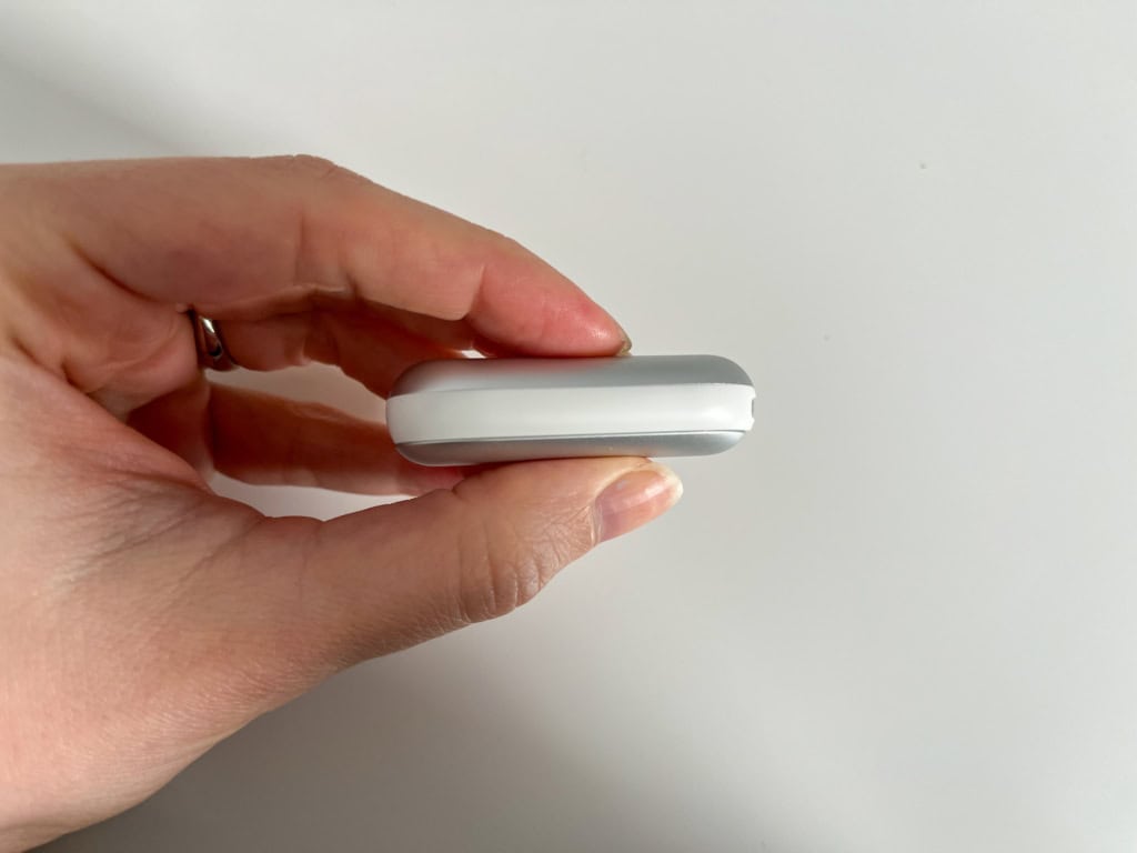 Widok na boczną stronę kapsuły