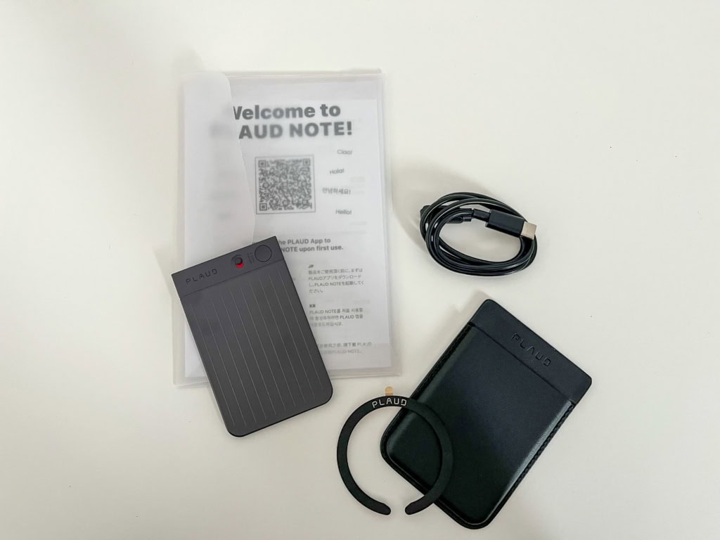 W zestawie znajduje się praktyczne akcesorium