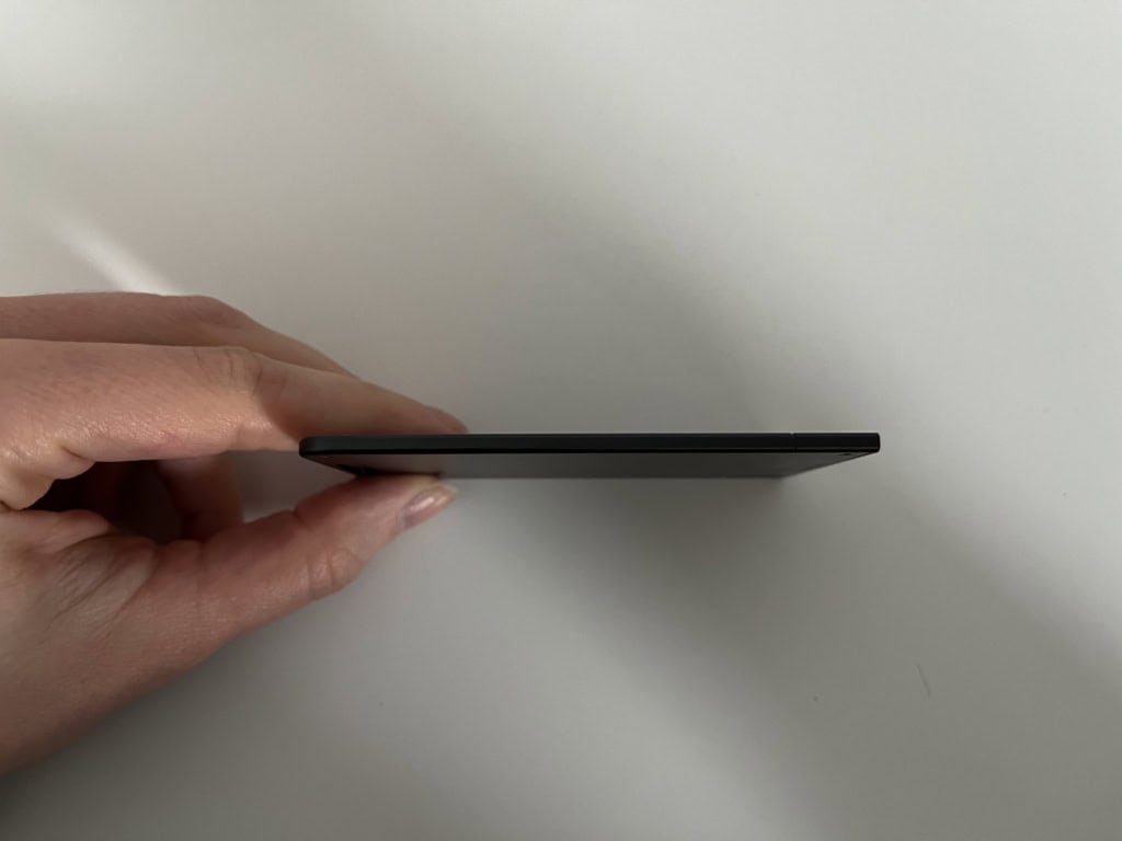 Rejestrator jest naprawdę cienki