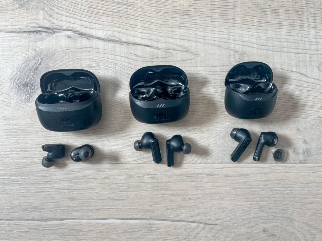 Od lewej: JBL Tune Buds 2, JBL Tune Beam 2, JBL Tune Flex 2