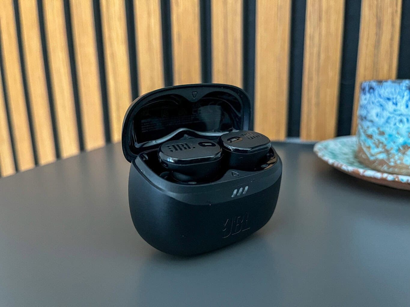 Recenzja: bezprzewodowe słuchawki JBL Tune Buds 2