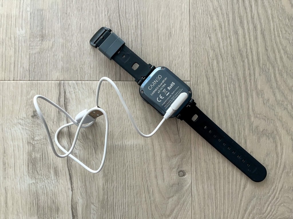 Umiejscowienie kabla zasilającego