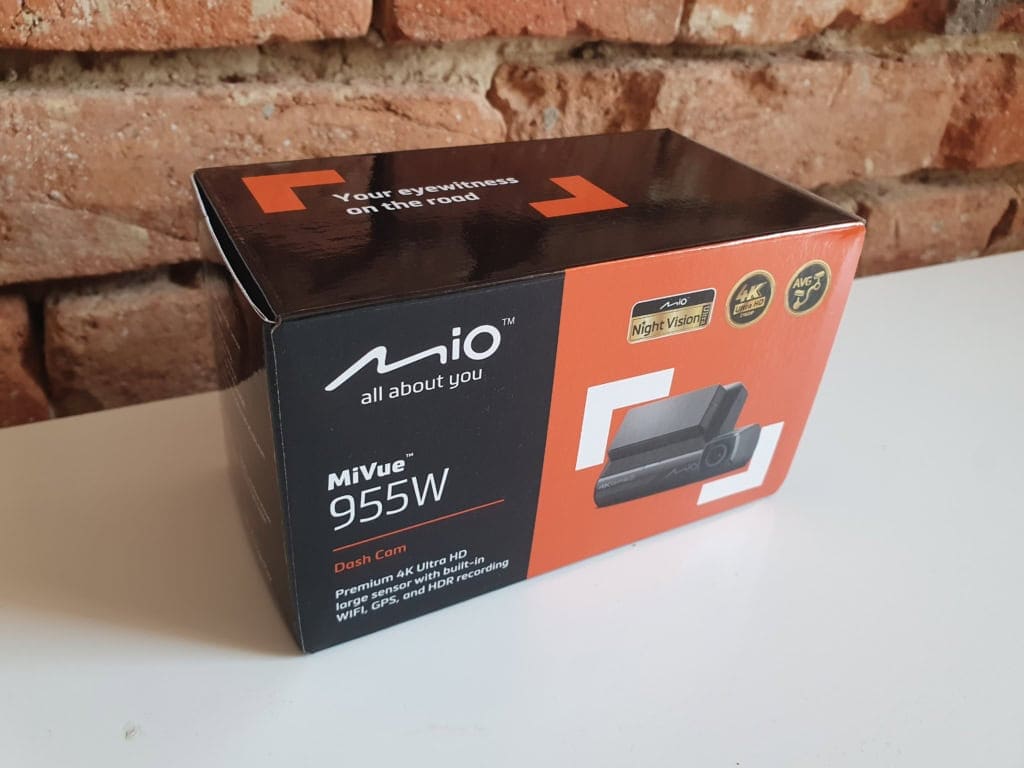 Rozmiar opakowania sugeruje, że dodatków nie będzie wiele