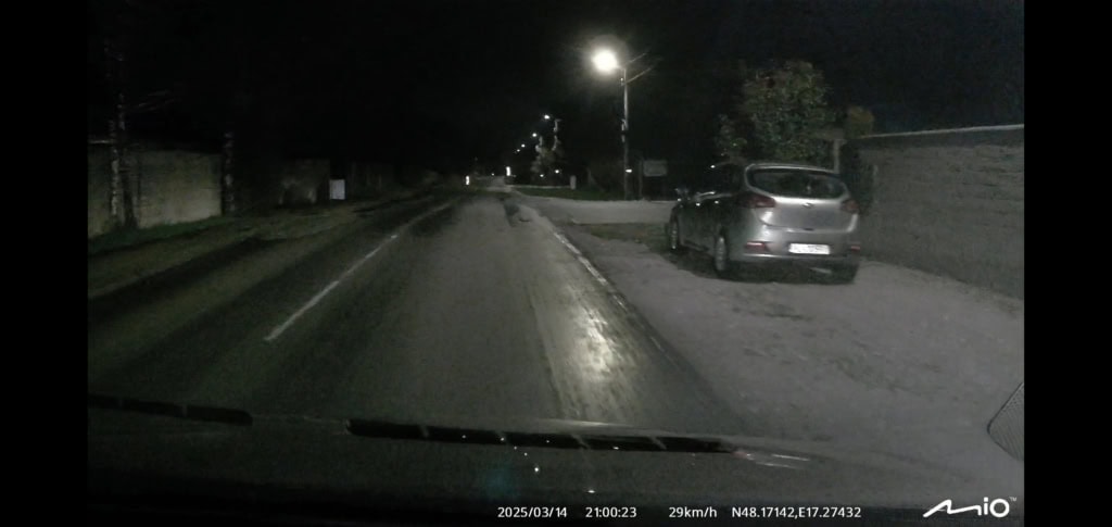 Nocne nagranie 1440p przy 60 FPS bez HDR