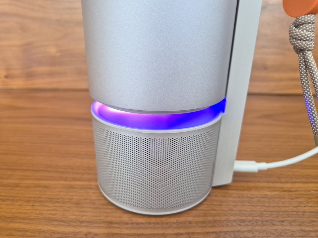 W trybie głośnika Bluetooth można włączyć także oświetlenie ambientowe