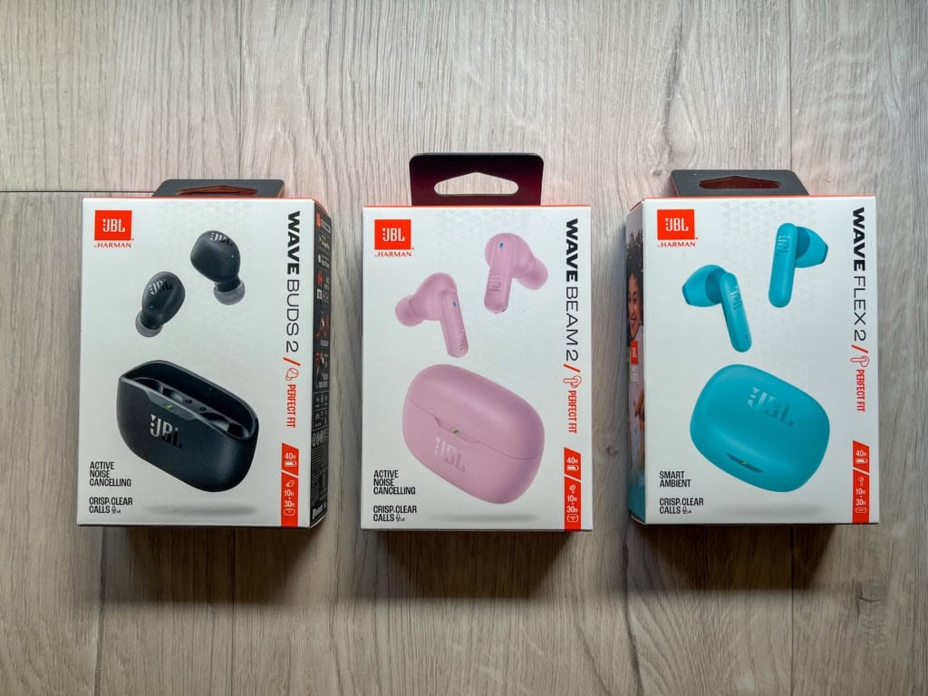 Zawartość opakowania słuchawek JBL Wave 2